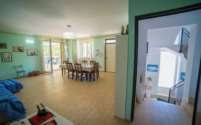 Villa Civico 32 Near The Sea With Pool