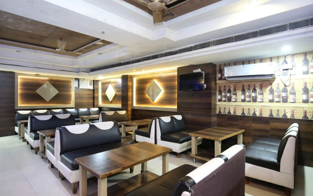 Hotel Aaditya Majha Continental