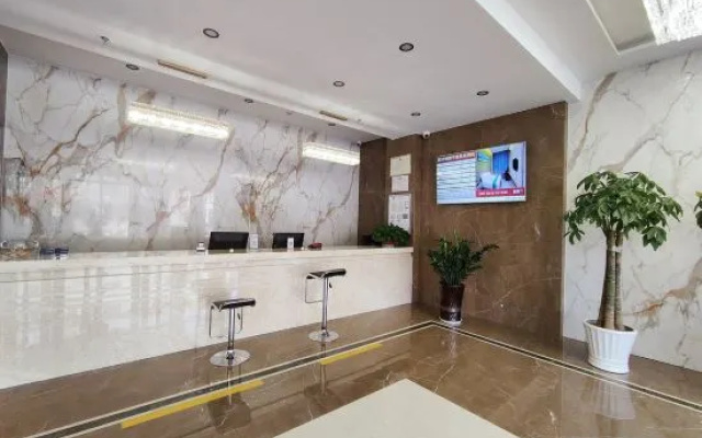 Ejin Tianxia Huyang Guesthouse