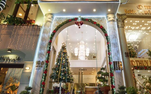 Отель Silk Queen Hotel Вьетнам, Ханой - отзывы, цены и фото номеров - забронировать отель Silk Queen Hotel онлайн вид на фасад