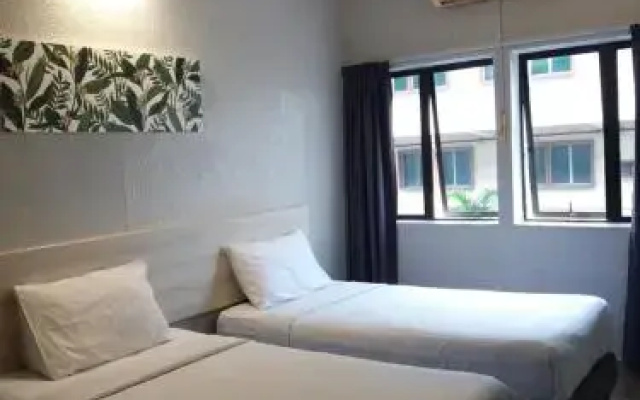 Lotus Inn