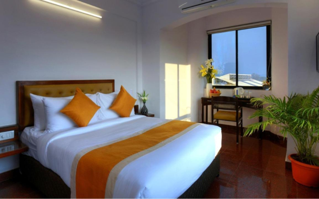 Nova Goa Hotel