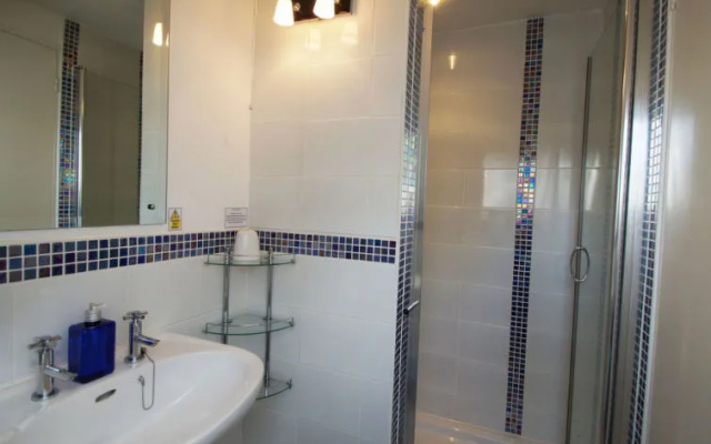 Holiday Home Bwthyn y Cwm