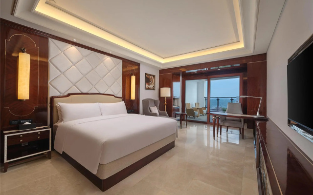 DoubleTree by Hilton Sanya Bay