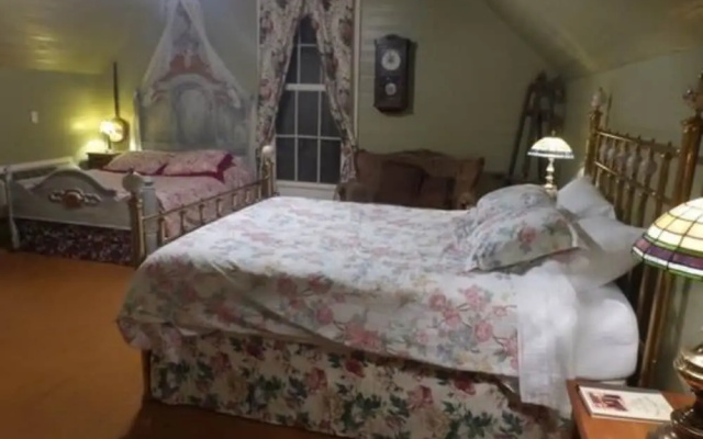 Mulberry Lavender Farm and B&B