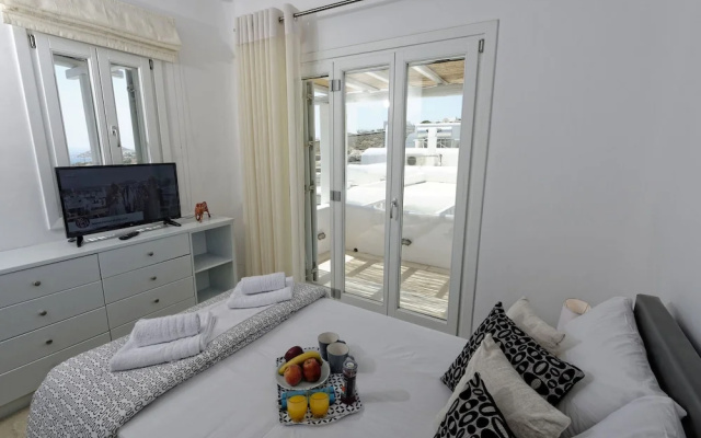 Luxurious Villa in Mykonos with Swimming Pool