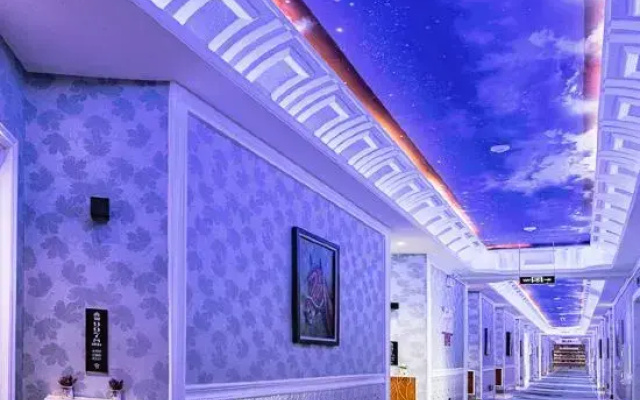 Karamay Waterwood Flower Theme Hotel