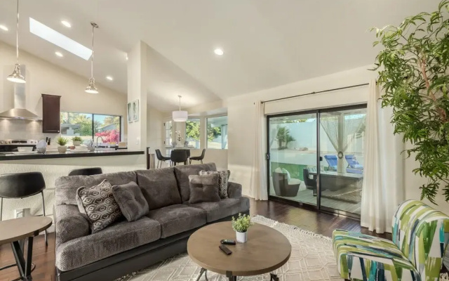 63rd Scottsdale 4 Bedroom Home by Redawning