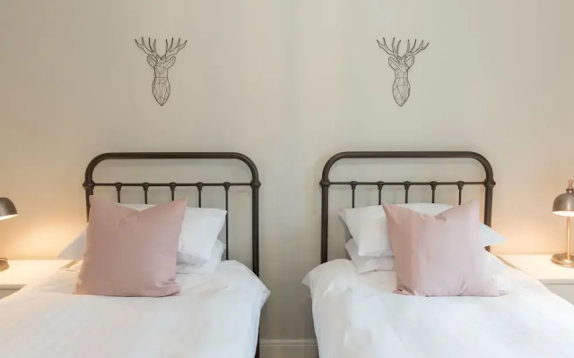 Stag Cottage