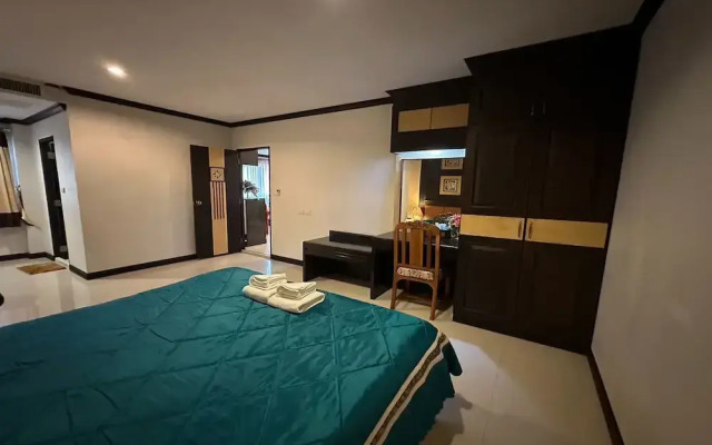 Chiang Rai Grand Room Hotel