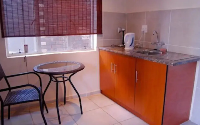 Nandis Guest House
