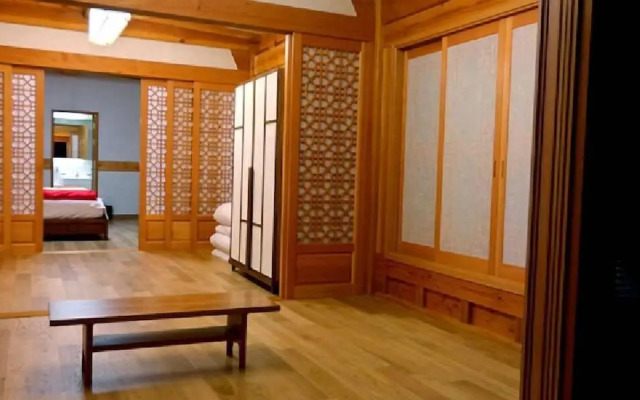 Gyeongju Hwangnamkwan Hanok Hotel
