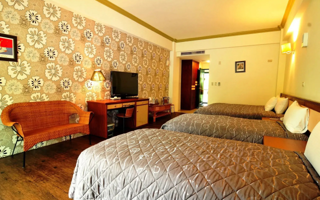 Atunas Holiday Country Resort