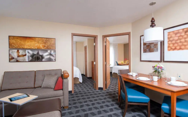 TownePlace Suites Indianapolis Park 100