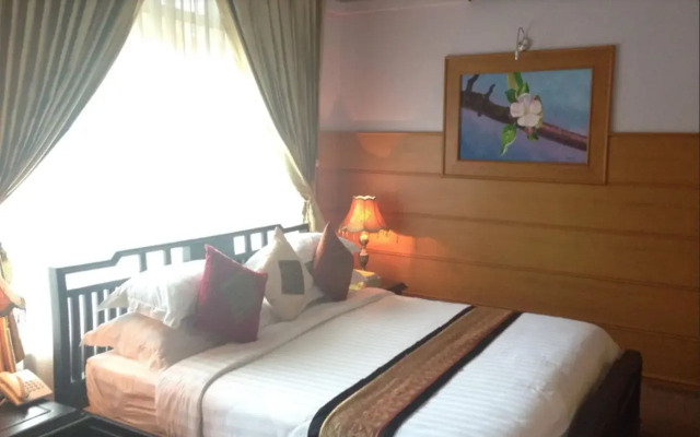 Shwe Kyun Hotel