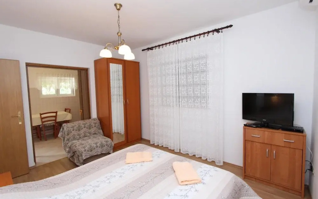 Apartment Robi