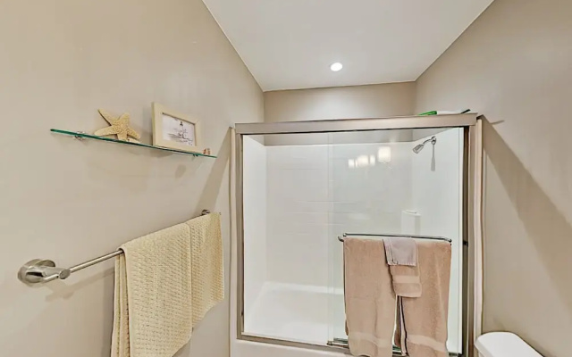505sfe26 2 Bedroom Condo