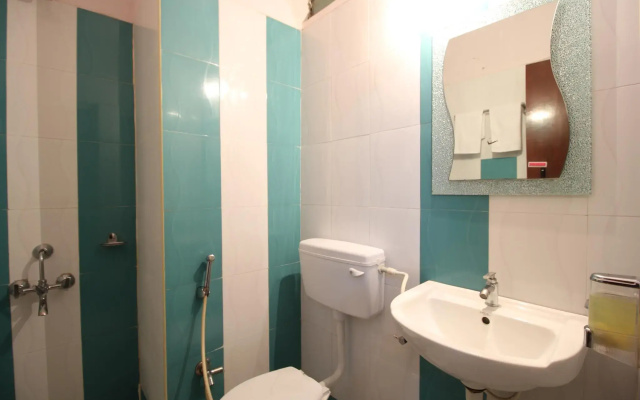 Hotel Kadamba Comforts