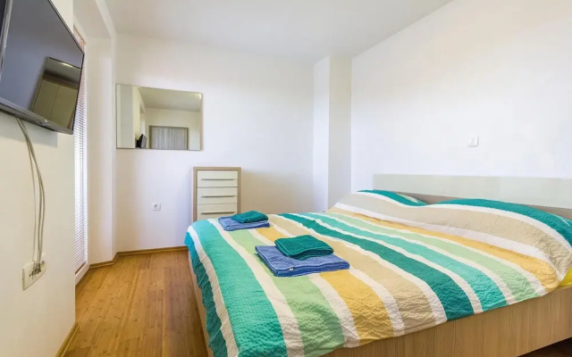 Amazing Home in Bratulici With Wifi and 2 Bedrooms