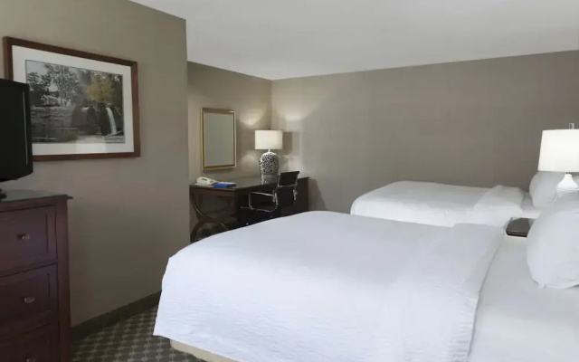 Wayside Carriage House Inn