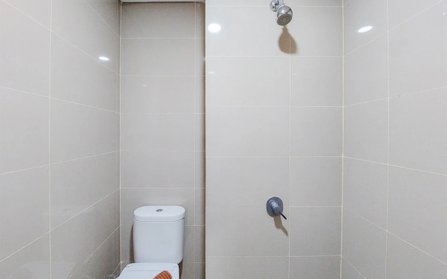 Fully Furnished And Cozy Studio Apartment At B Residence