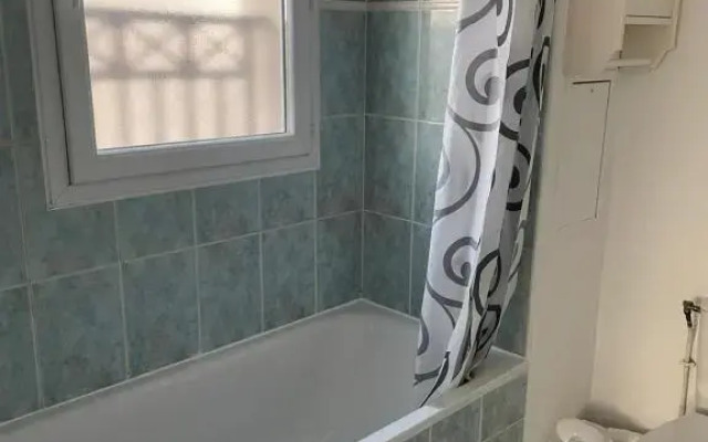 Charmant appartement duplex à 5min de Disney.