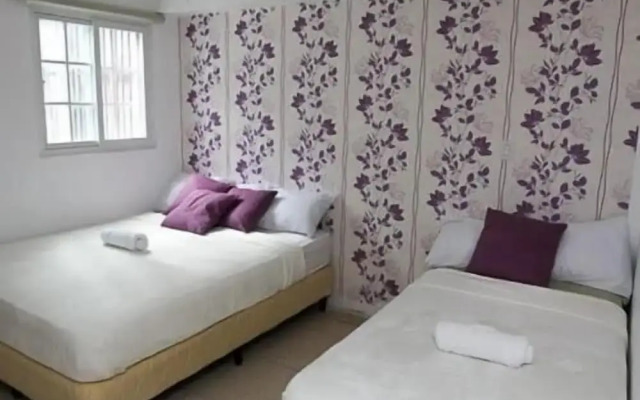 Hostal Familiar Carmencita - Hostel