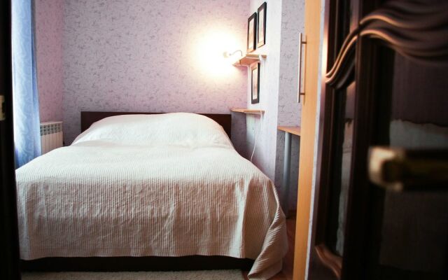 Апартаменты Four-room apartment on Nevsky 106 комната для гостей