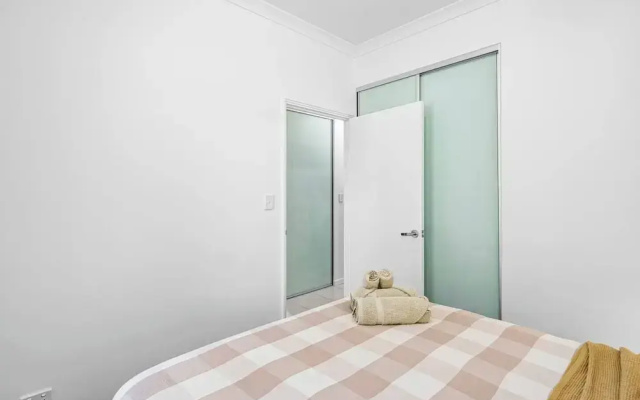 Best Location Armadale Sleeps 6