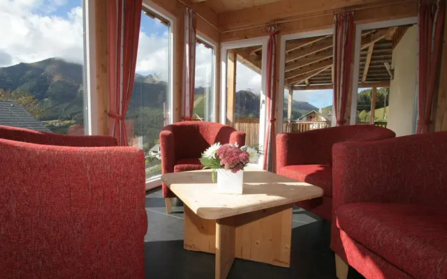 Chalet Hohentauern by Ski Lift