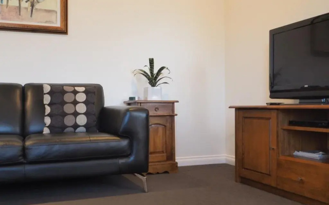Beechwood Apartment