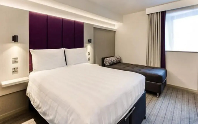 Premier Inn Llandudno - Glan-Conwy