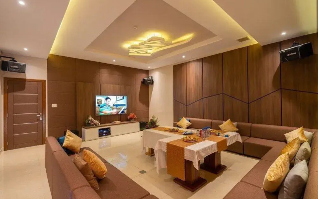 Navy Hotel Da Lat