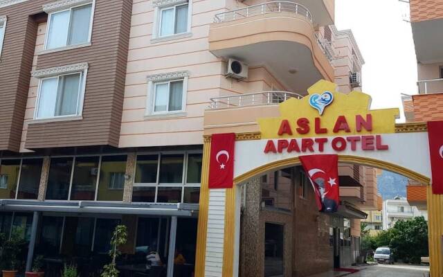 Отель Aslan Apart Otel вид на фасад
