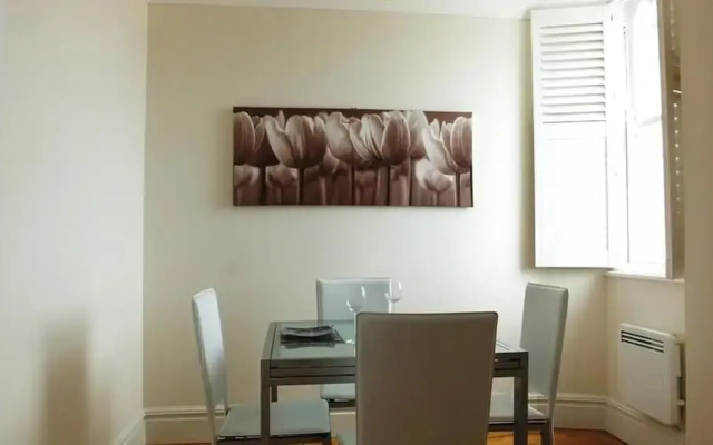 Paragon House 3
