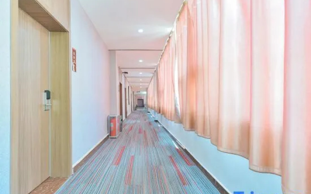 Yunrui Qingju Hotel (Linyi Luozhuang Tongda Road Branch)