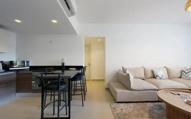 Vesta - Luxury APT - 2BR - G-cribs IV