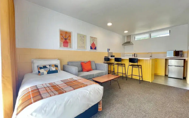 Mount Eden Motel