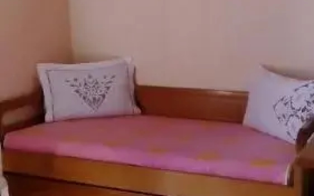 Niki's Studios