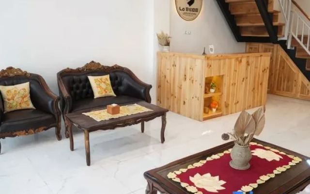 LaRose Guest House