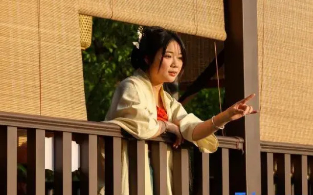Qingfeng Yashe