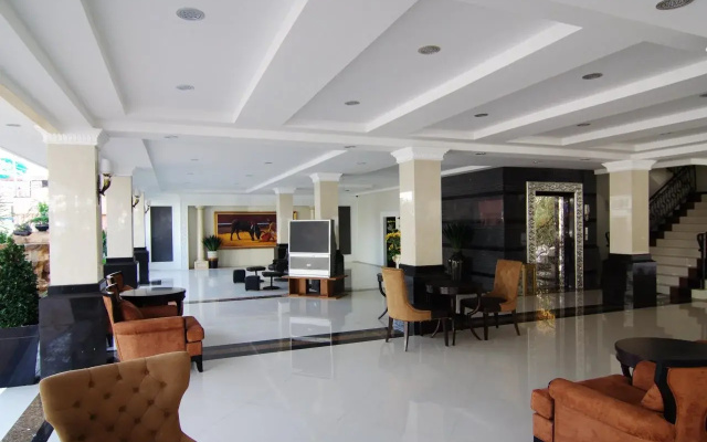 LK Mantra Pura Resort