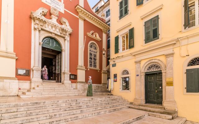 Отель Mitropolis Old Town Apartment Греция, Корфу - отзывы, цены и фото номеров - забронировать отель Mitropolis Old Town Apartment онлайн вид на фасад
