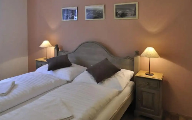 Grand Apartments