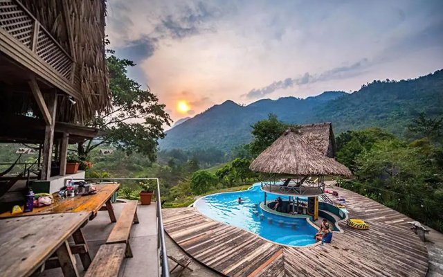 Zephyr River Lodge