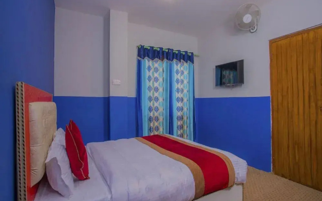 OYO 266 Hotel Grand Stupa