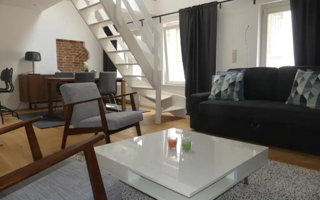 Ilot Sacre Apartments