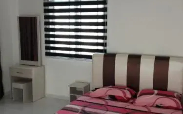 Comfort Holiday Home @ Bukit Indah
