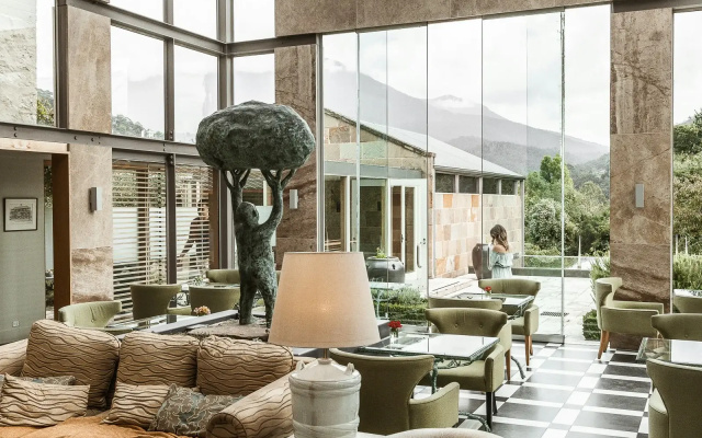 Islington Hotel