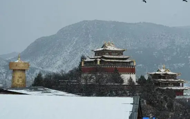 Shangri-La Yunshang oxygen supply light luxury homestay